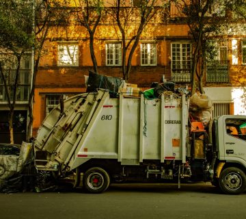 Colectarea deșeurilor voluminoase: ghid practic pentru Râmnicu   Colectarea deșeurilor voluminoase: ce trebuie să știi